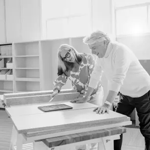 Colleagues at desk 